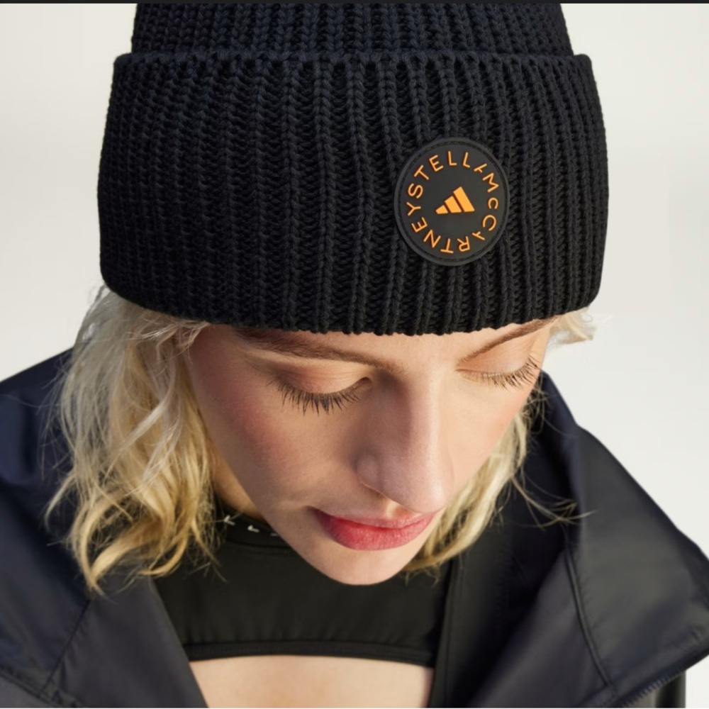 NWT Adidas By Stella McCartney Black Ribbed Knit Beanie with Orange Logo - Picture 2 of 13